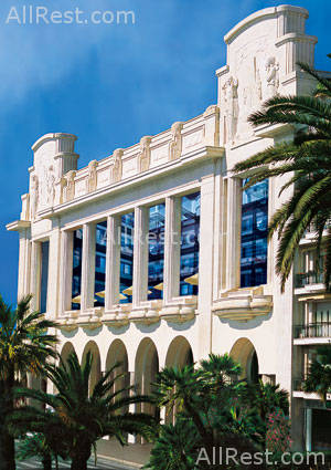 Palais de la Mediterranee 9